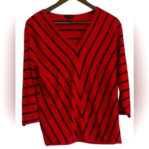 Tablets red striped V-neck 3/4 sleeve sweater women M